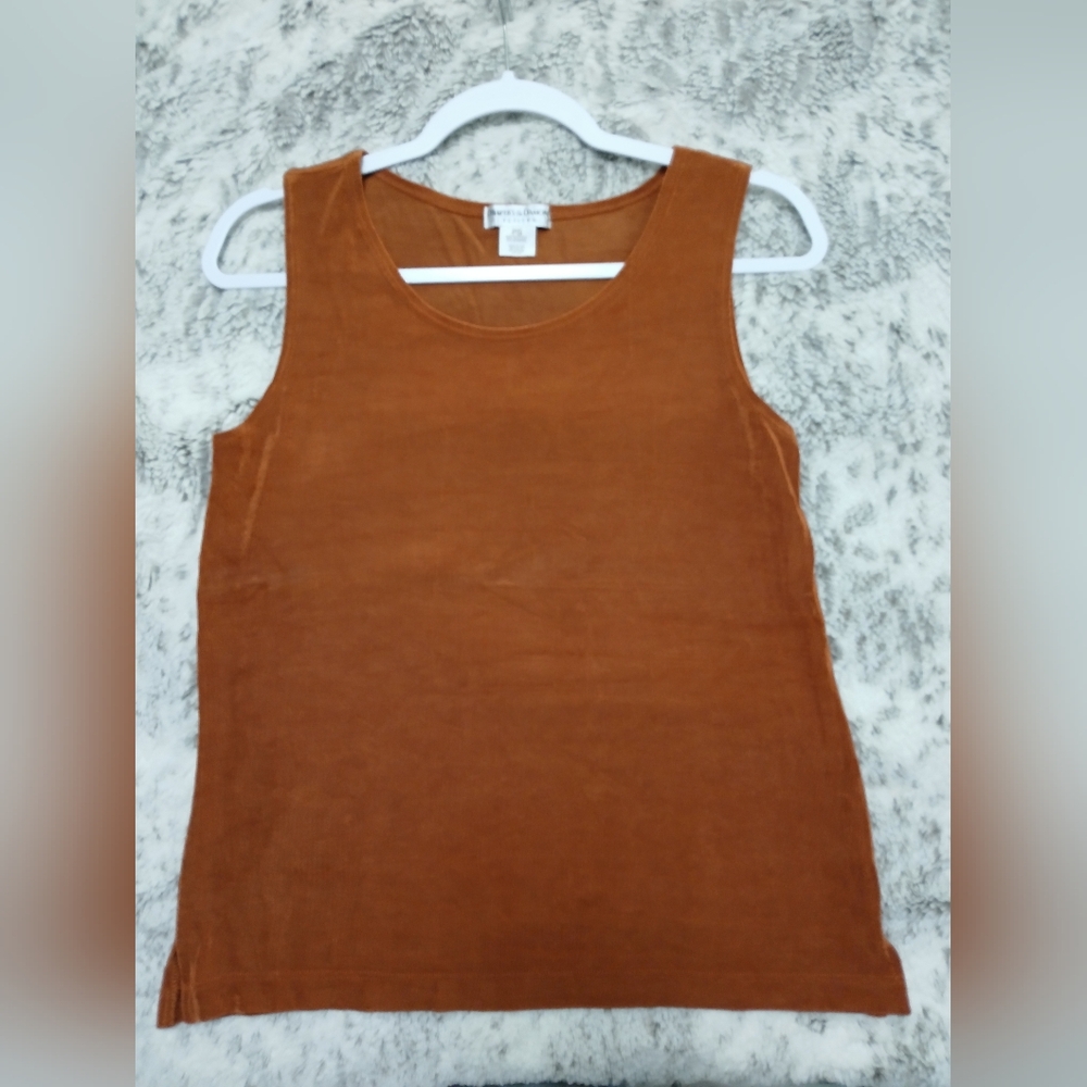 Elegant Cinnamon Tank Top